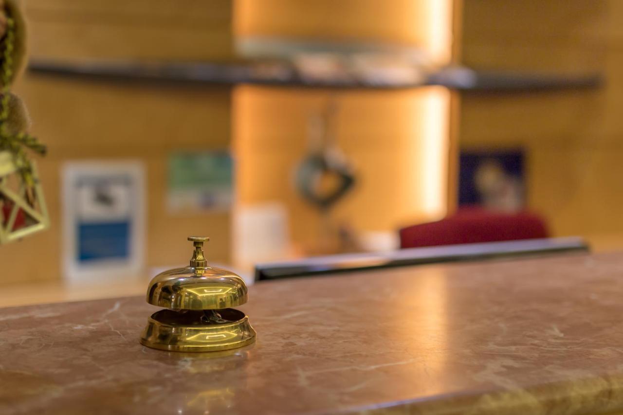Hotel Alda El Suizo Ферроль Екстер'єр фото