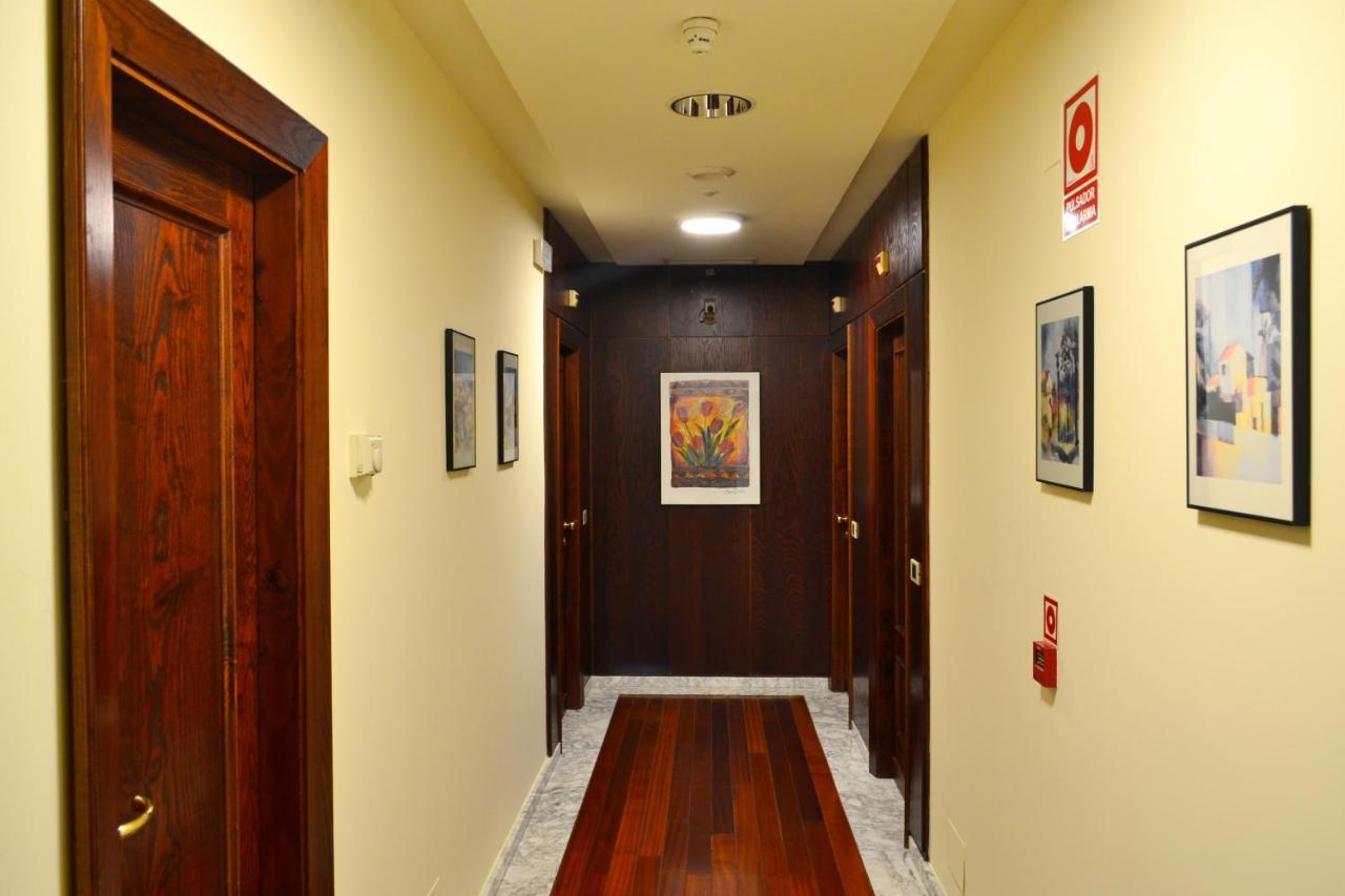 Hotel Alda El Suizo Ферроль Екстер'єр фото