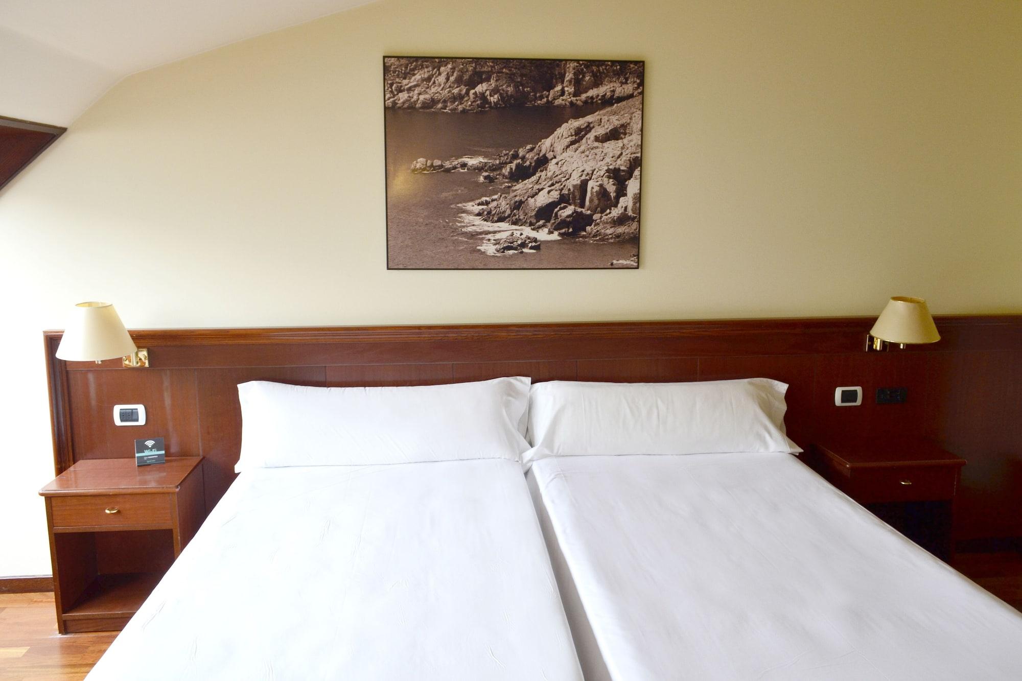 Hotel Alda El Suizo Ферроль Екстер'єр фото